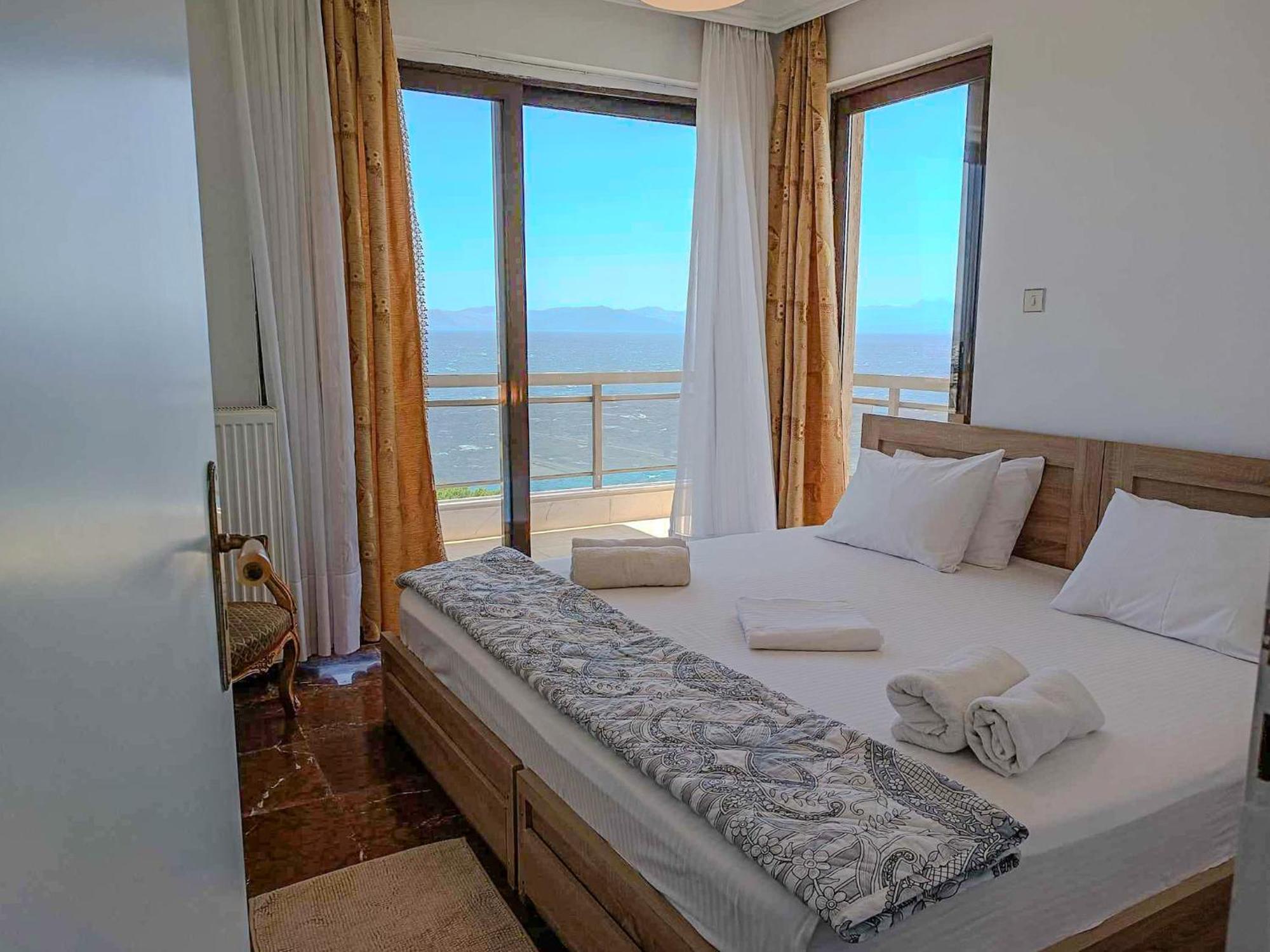 Unbeatable View, Family Apartment Rafína المظهر الخارجي الصورة